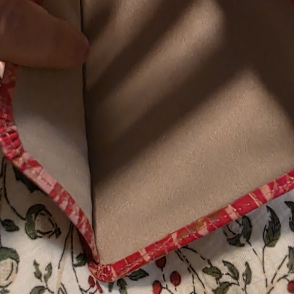 Brahmin Passport Wallet In Beloved Melbourne - Picture 5 of 13